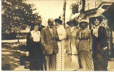 John Philip Sousa and Ruth Gordon with unidentified women